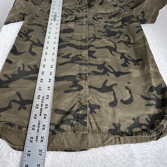 Staring At Stars Womens Medium Green Snap Front Shoulder Tab Camo Shirt Pockets - Picture 7 of 7